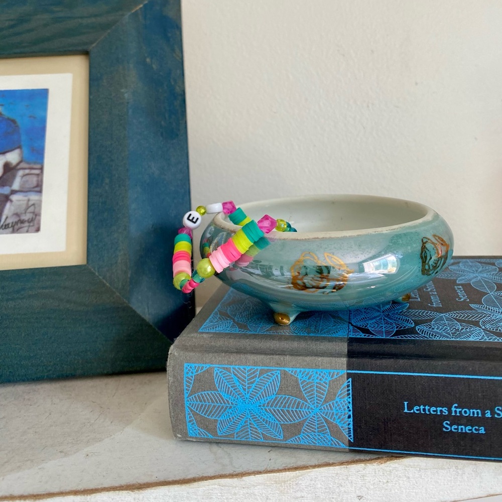 Vintage Blue Trinket/Ring Dish with Gold Detailing - Picture 2 of 6